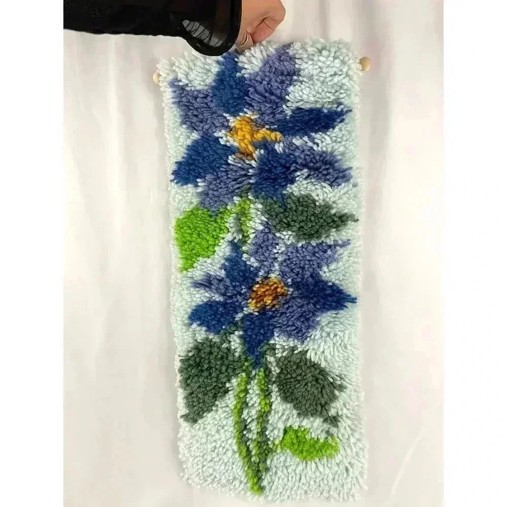 VTG‎ Hooked Rug Hanging Artwork Blue Flowers 21"x9" Collectible Handmade
